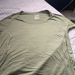 Green short sleeve